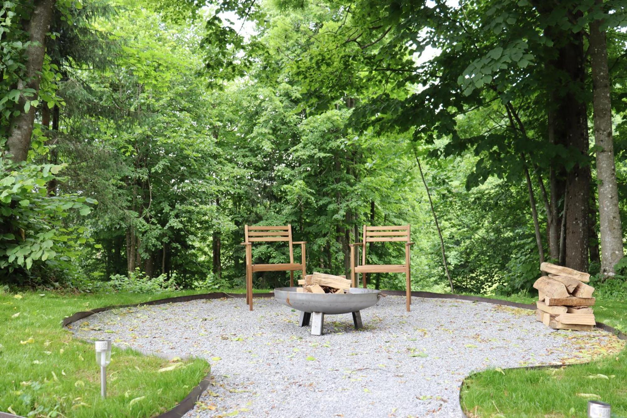 T'Glamp Bee House Hotell Rovte Exteriör bild